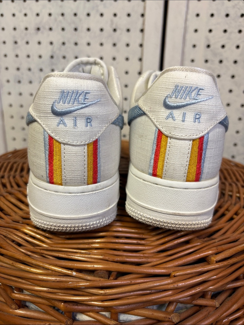 Nike AF1 - Picture 7 of 11